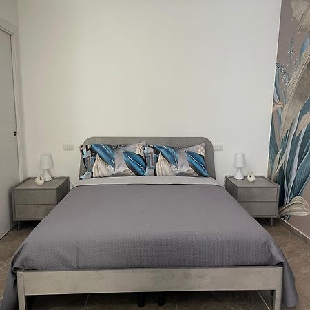 Relax For A Day Bed & Breakfast Barletta Bagian luar foto
