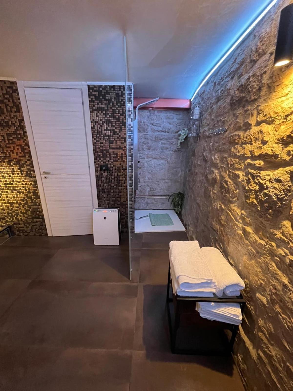 Relax For A Day Bed & Breakfast Barletta Bagian luar foto