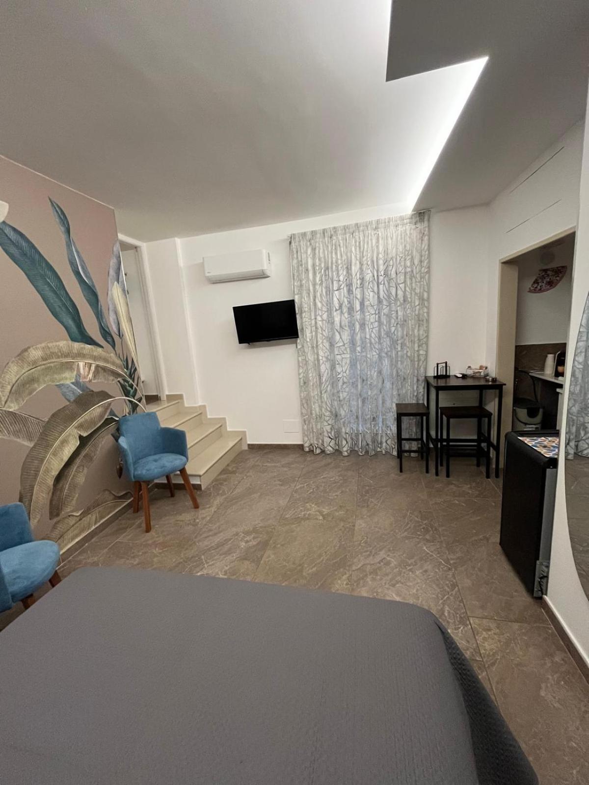 Relax For A Day Bed & Breakfast Barletta Bagian luar foto