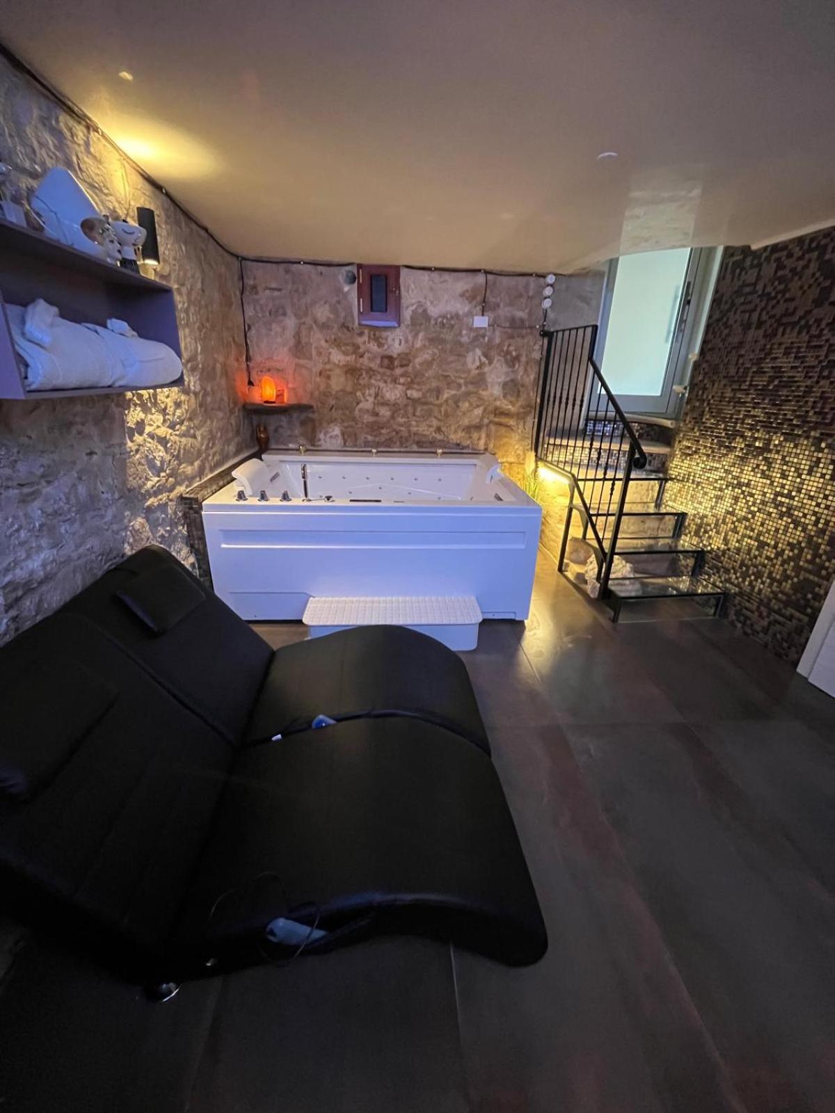Relax For A Day Bed & Breakfast Barletta Bagian luar foto