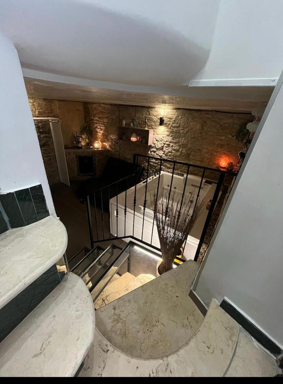 Relax For A Day Bed & Breakfast Barletta Bagian luar foto